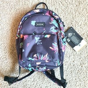 Dakine Mini Backpack 7L